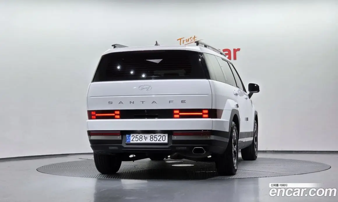 Hyundai Santa Fe 2023 2.5 автомат (гидро), фото 4
