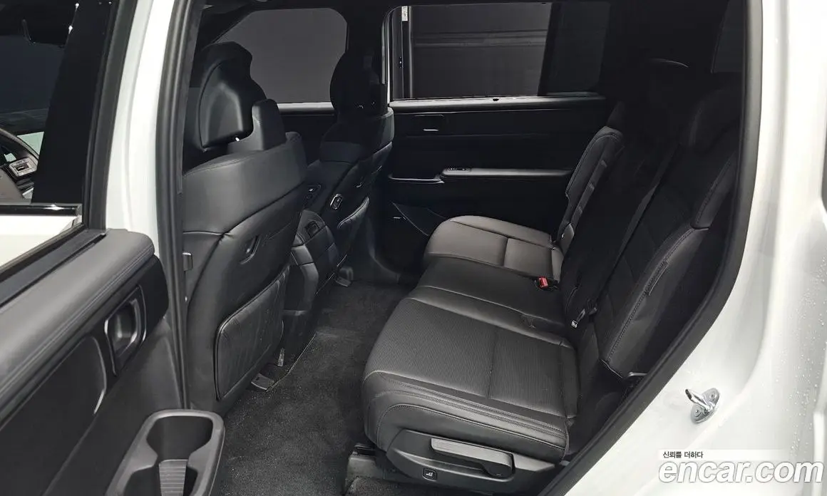 Hyundai Santa Fe 2024 1.6 автомат (гидро), фото 17