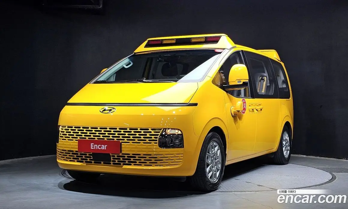 Hyundai Staria 2023 3.5 автомат (гидро), фото 1 Hyundai Staria 2023 3.5 автомат (гидро), фото 1