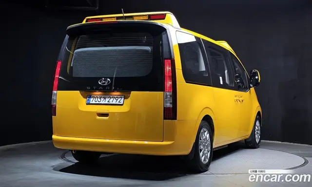 Hyundai Staria 2023 3.5 автомат (гидро), миниатюра 2 Hyundai Staria 2023 3.5 автомат (гидро), миниатюра 2
