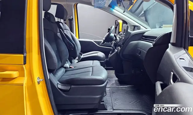 Hyundai Staria 2023 3.5 автомат (гидро), миниатюра 11 Hyundai Staria 2023 3.5 автомат (гидро), миниатюра 11