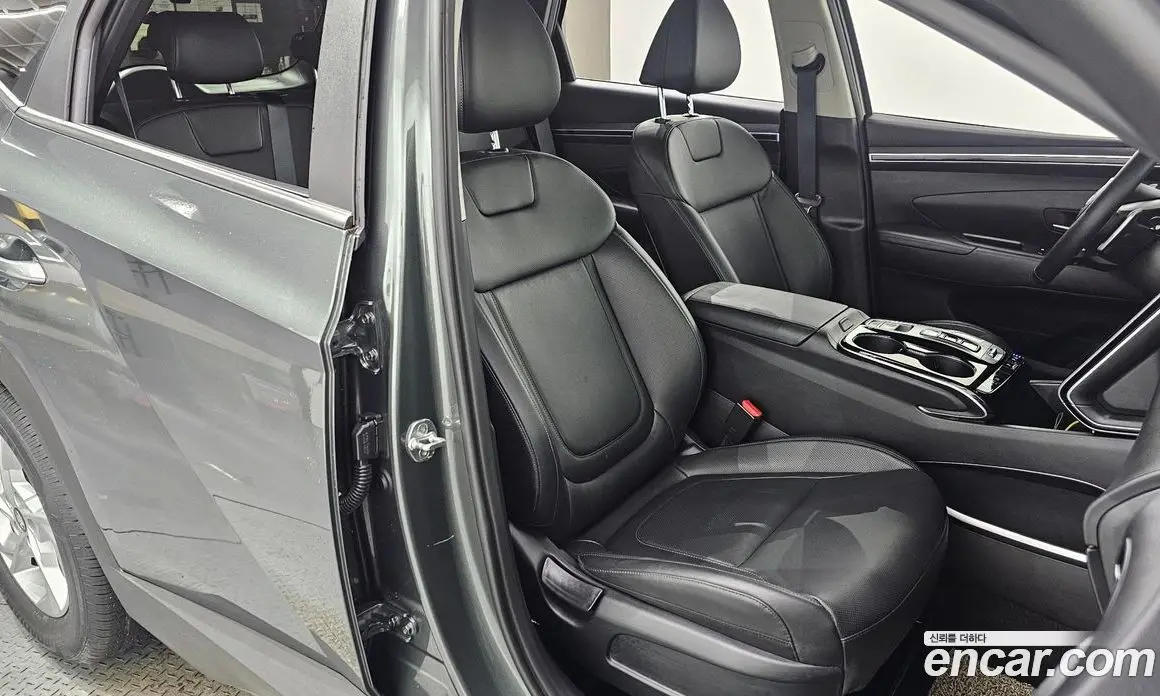 Hyundai Tucson 2022 1.6 автомат (гидро), фото 11