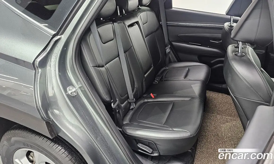 Hyundai Tucson 2022 1.6 автомат (гидро), фото 12