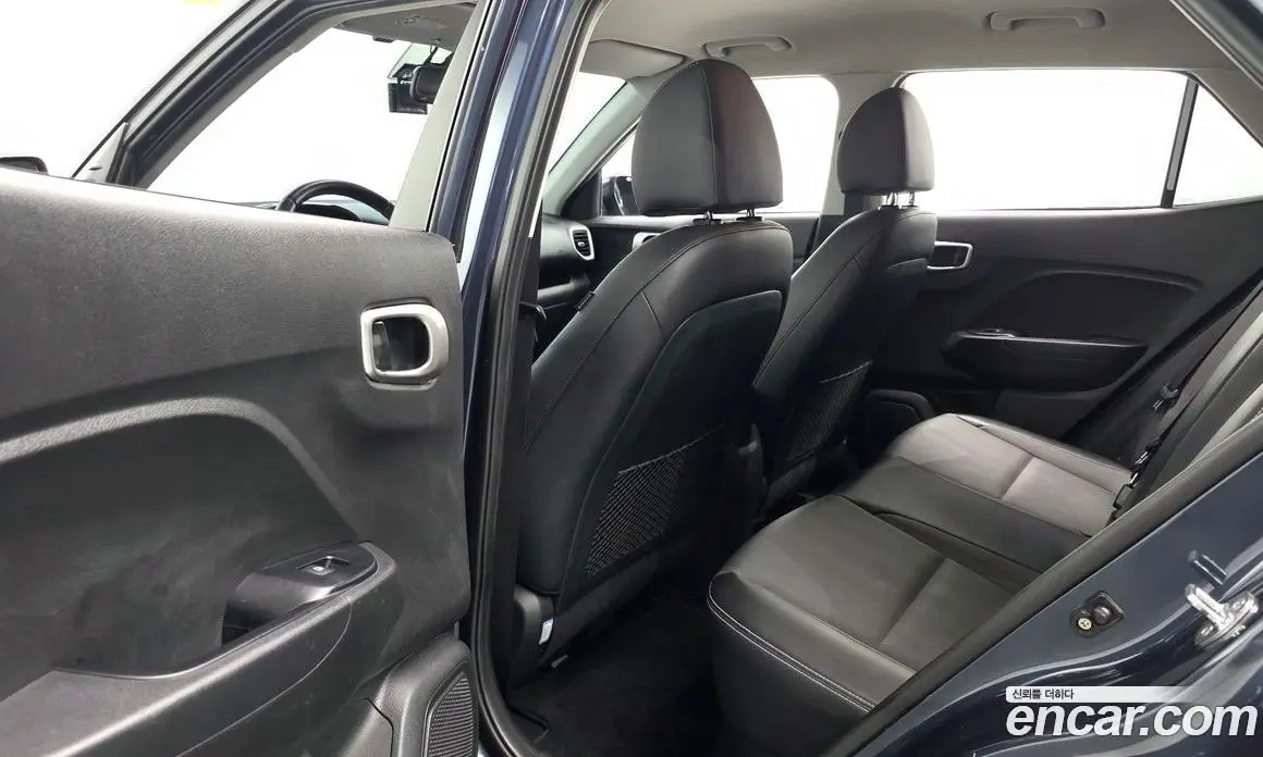 Hyundai Venue 2019 1.6 автомат (гидро), фото 11
