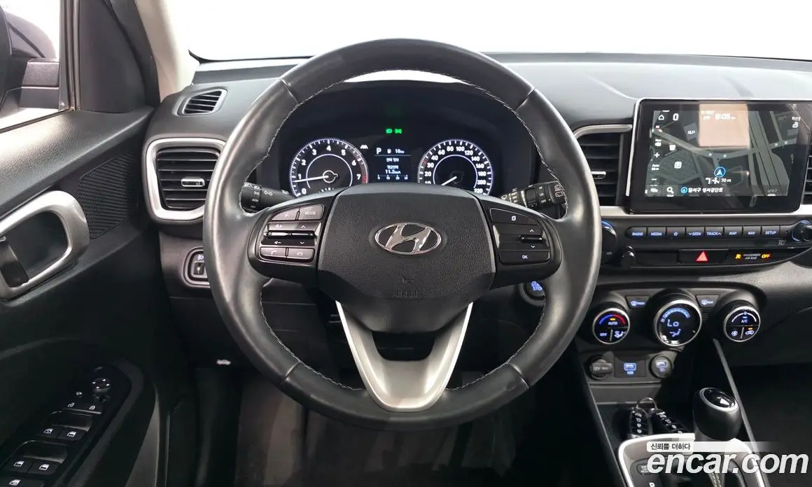 Hyundai Venue 2019 1.6 автомат (гидро), фото 12