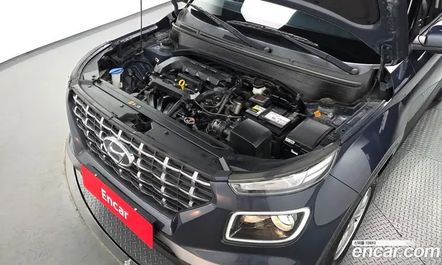 Hyundai Venue 2019 1.6 автомат (гидро), миниатюра 6