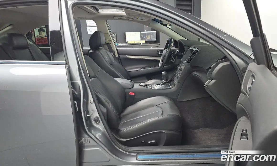 Infiniti G 2010 3.7 автомат (гидро), фото 15