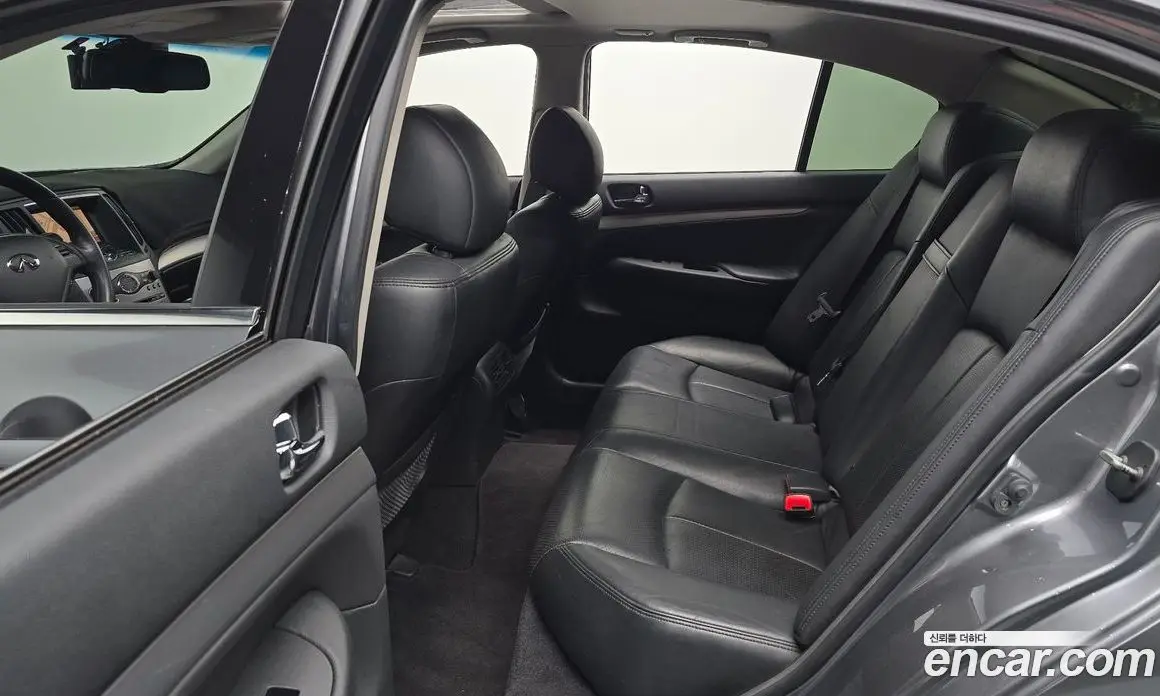 Infiniti G 2010 3.7 автомат (гидро), фото 17