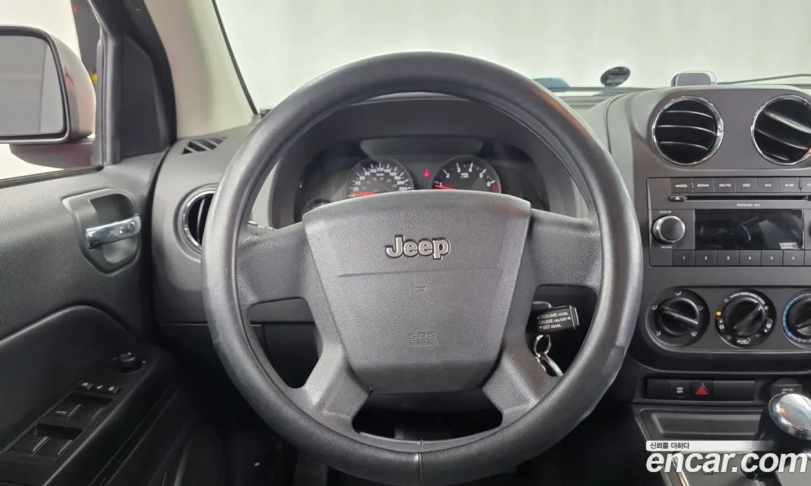 Jeep Compass 2009 2.4 автомат (гидро), фото 13