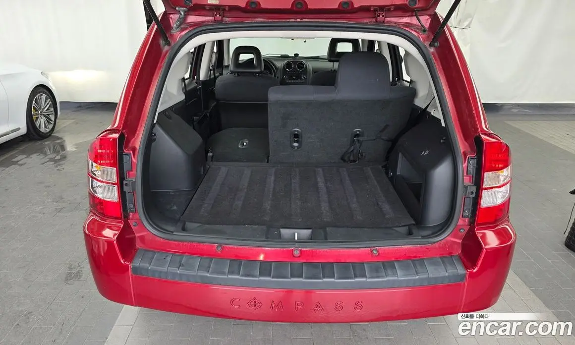 Jeep Compass 2009 2.4 автомат (гидро), фото 20