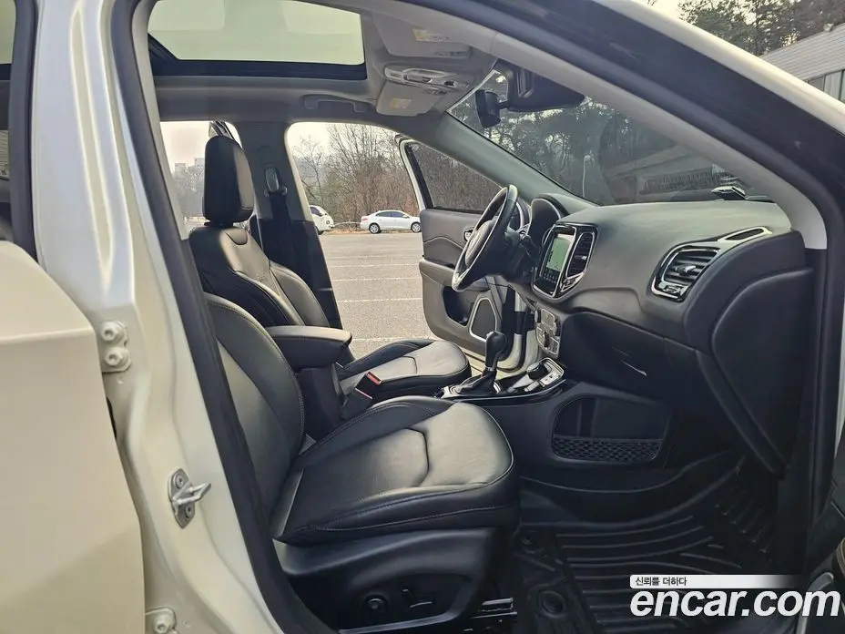 Jeep Compass 2019 2.4 автомат (гидро), фото 11 Jeep Compass 2019 2.4 автомат (гидро), фото 11