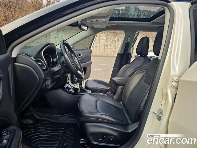 Jeep Compass 2019 2.4 автомат (гидро), миниатюра 9 Jeep Compass 2019 2.4 автомат (гидро), миниатюра 9