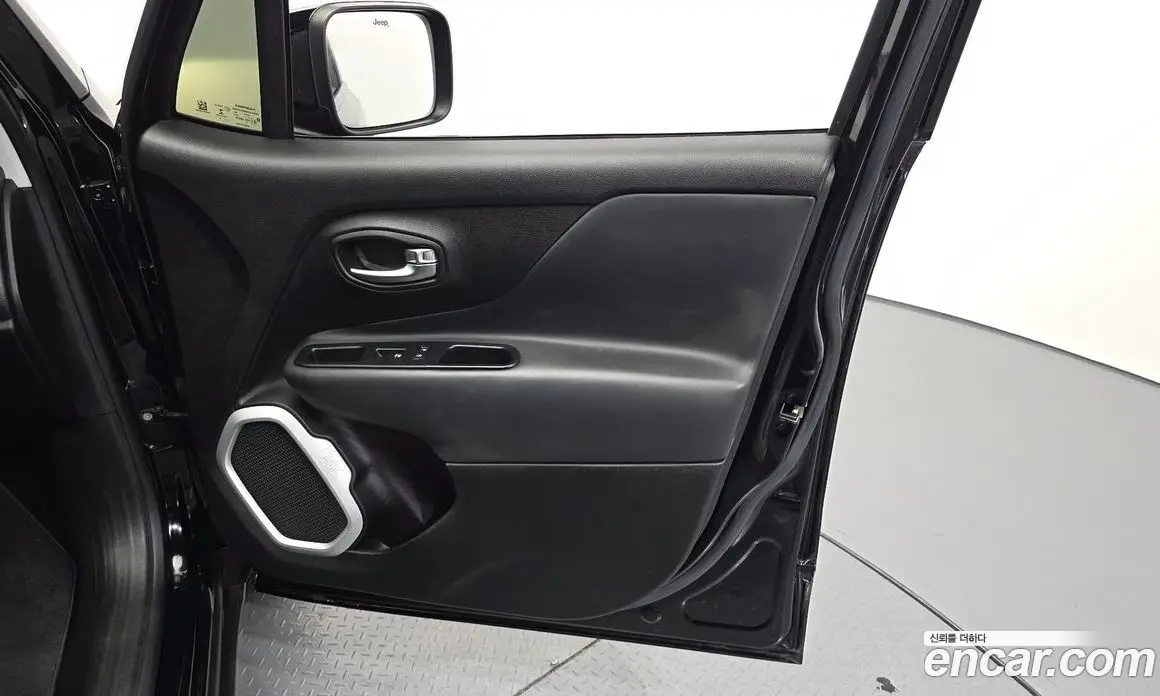 Jeep Renegade 2018 2.4 автомат (гидро), фото 14