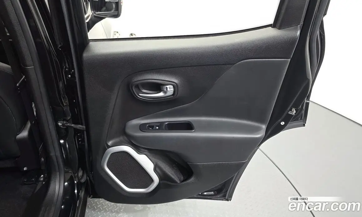 Jeep Renegade 2018 2.4 автомат (гидро), фото 15