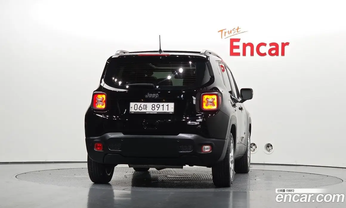 Jeep Renegade 2018 2.4 автомат (гидро), фото 4