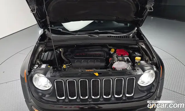 Jeep Renegade 2018 2.4 автомат (гидро), миниатюра 6