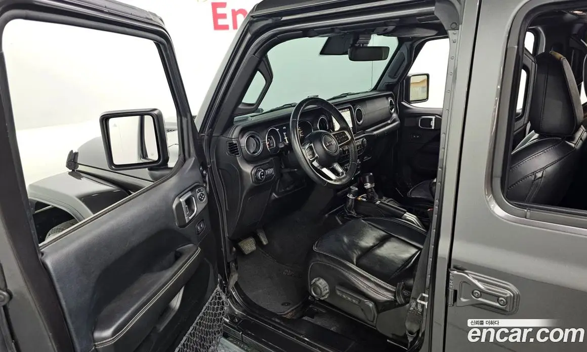 Jeep Wrangler 2019 2.0 автомат (гидро), фото 10 Jeep Wrangler 2019 2.0 автомат (гидро), фото 10