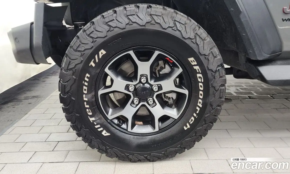 Jeep Wrangler 2020 2.0 автомат (гидро), фото 5