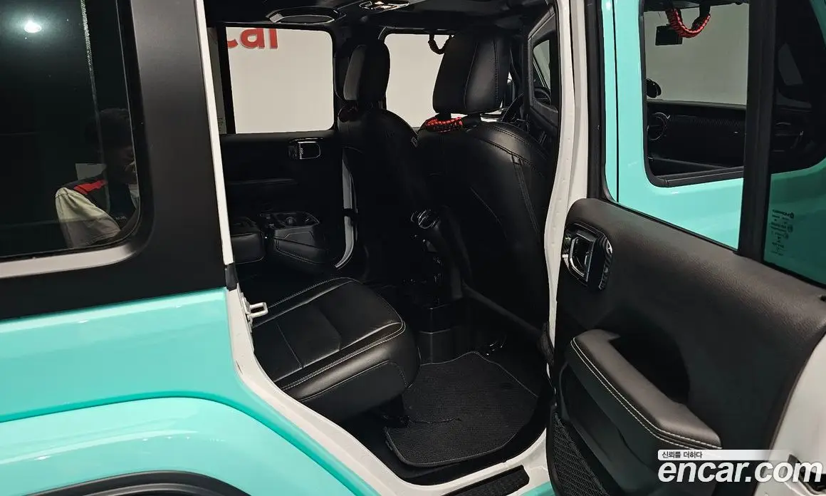 Jeep Wrangler 2021 2.0 автомат (гидро), фото 17