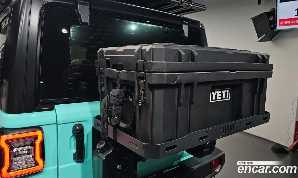 Jeep Wrangler 2021 2.0 автомат (гидро), фото 24