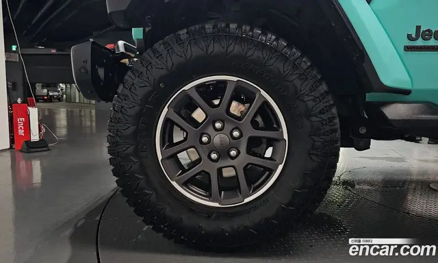 Jeep Wrangler 2021 2.0 автомат (гидро), миниатюра 4