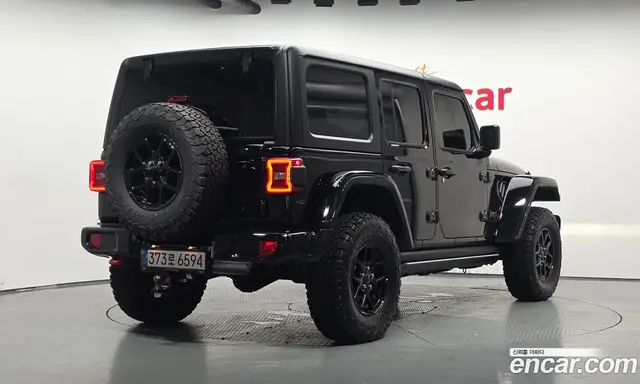 Jeep Wrangler 2025 2.0 автомат (гидро), миниатюра 2