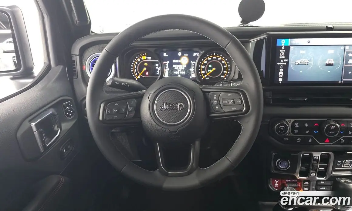 Jeep Wrangler 2025 2.0 автомат (гидро), фото 12