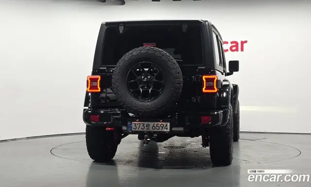 Jeep Wrangler 2025 2.0 автомат (гидро), миниатюра 4