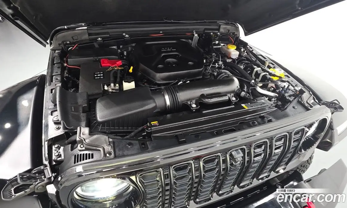 Jeep Wrangler 2025 2.0 автомат (гидро), фото 6