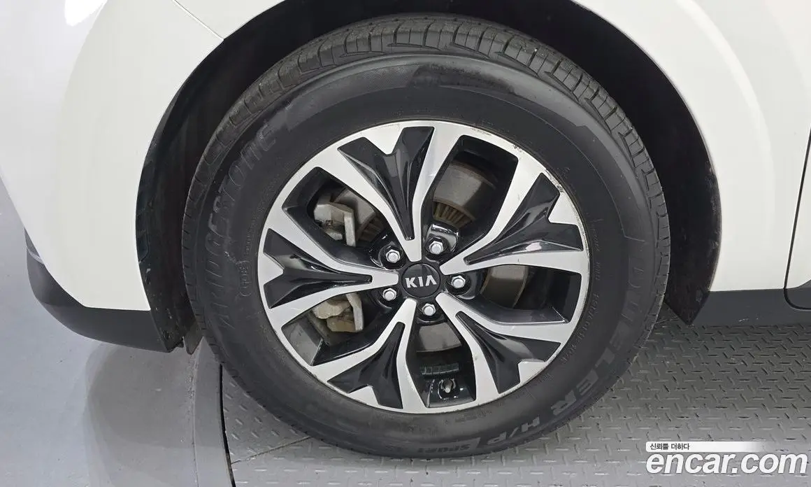 Kia Carnival 2020 3.5 автомат (гидро), фото 5