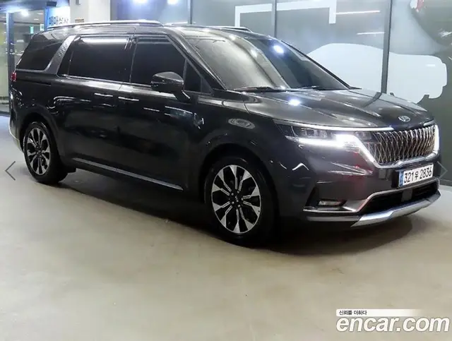 Kia Carnival 2021 3.5 автомат (гидро), миниатюра 1