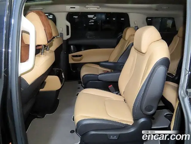 Kia Carnival 2021 3.5 автомат (гидро), миниатюра 6