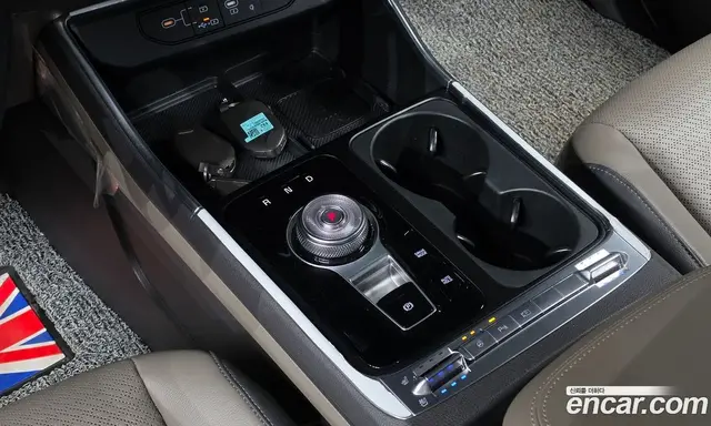Kia Carnival 2024 1.6 автомат (гидро), миниатюра 11
