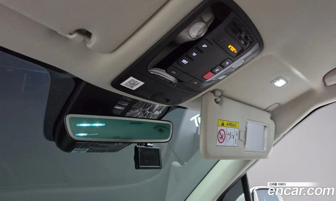 Kia Carnival 2024 1.6 автомат (гидро), фото 27