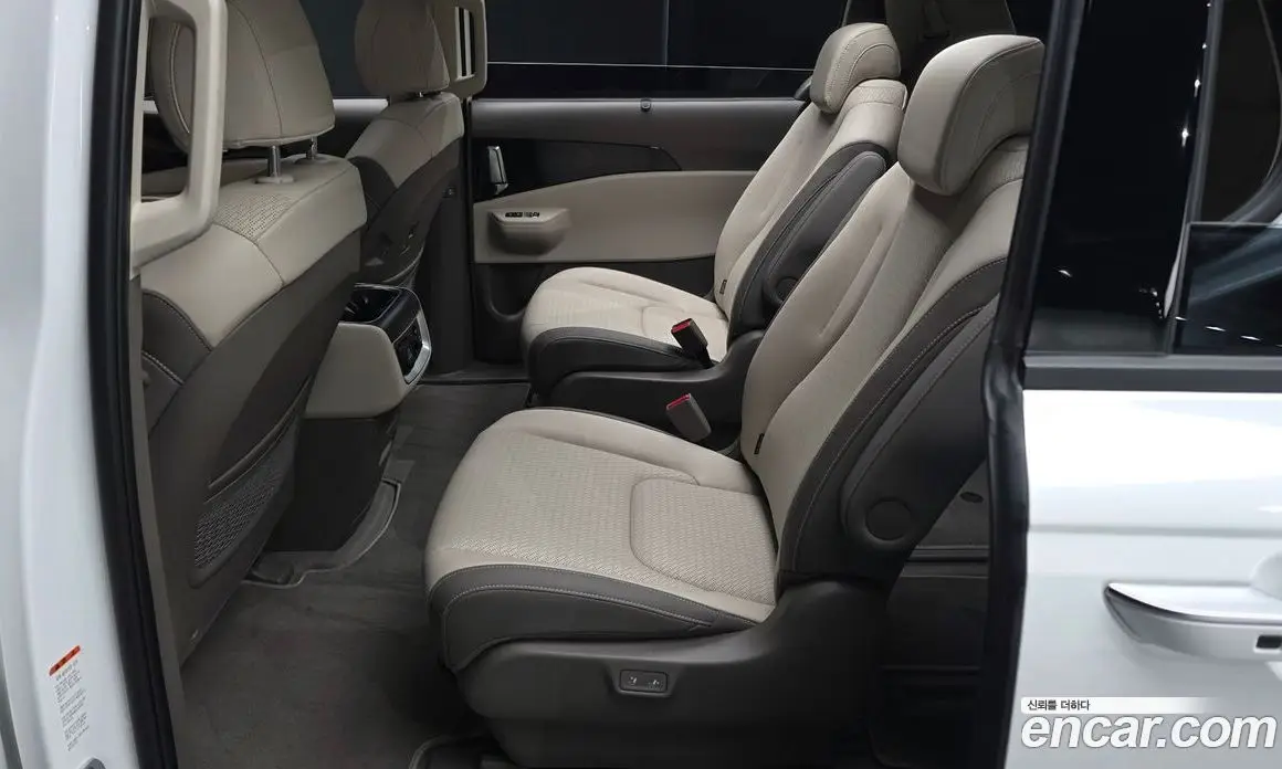 Kia Carnival 2025 3.5 автомат (гидро), фото 11