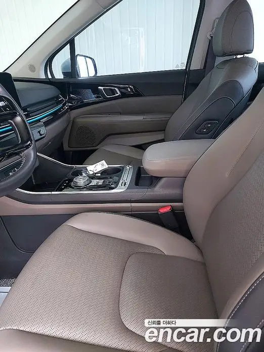 Kia Carnival 2025 1.6 автомат (гидро), фото 11