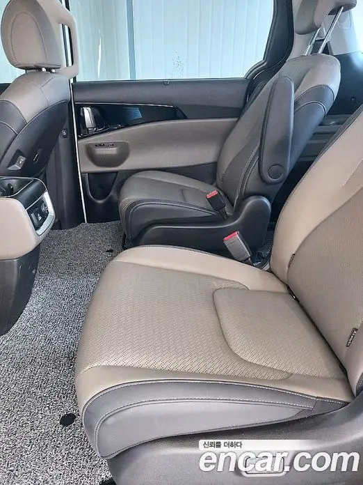 Kia Carnival 2025 1.6 автомат (гидро), миниатюра 12
