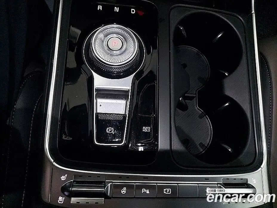 Kia Carnival 2025 1.6 автомат (гидро), фото 9