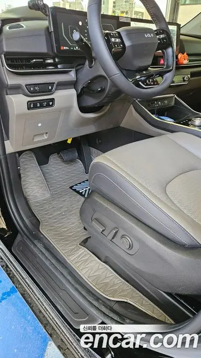Kia Carnival 2026 1.6 автомат (гидро), фото 12