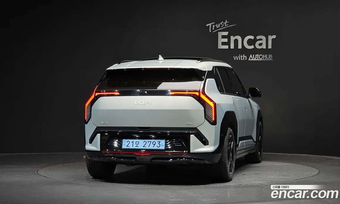 Kia EV3 2024 0.2 автомат (гидро), фото 3