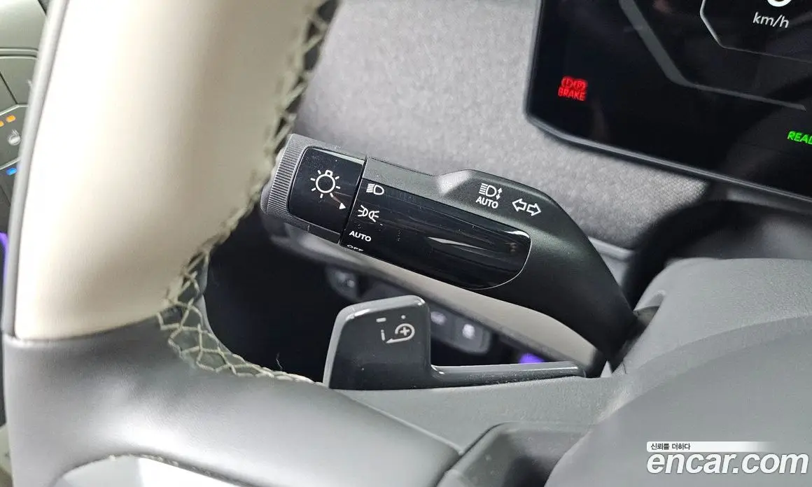 Kia EV3 2024 0.2 автомат (гидро), фото 28