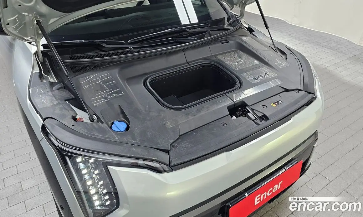 Kia EV3 2024 0.2 автомат (гидро), фото 5