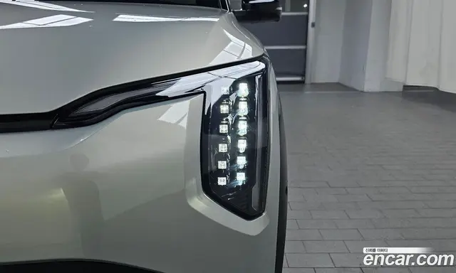 Kia EV3 2024 0.2 автомат (гидро), миниатюра 7
