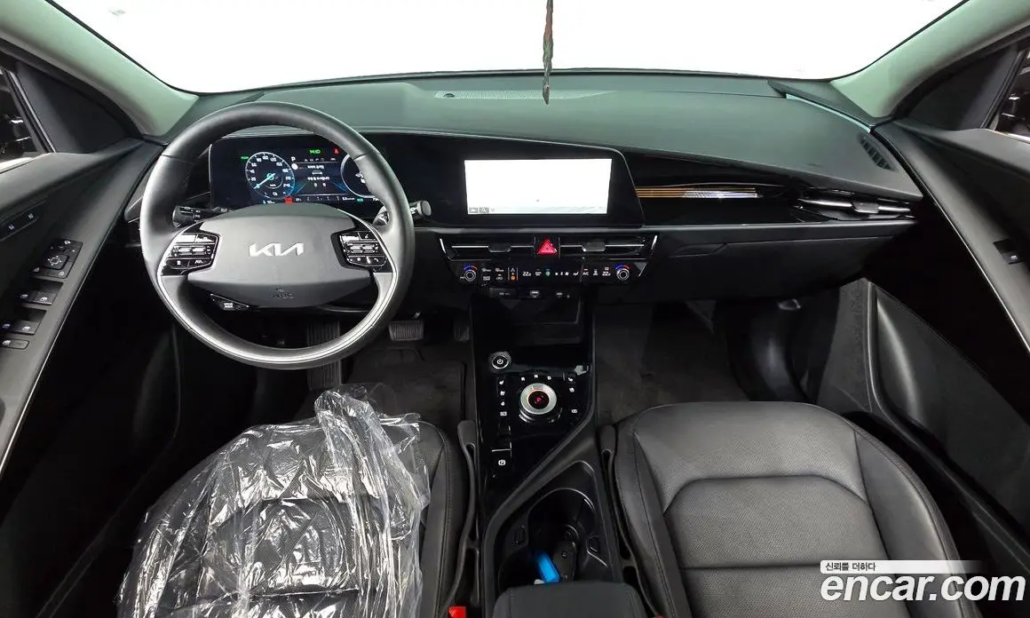Kia Niro 2023 0.2 автомат (гидро), фото 10
