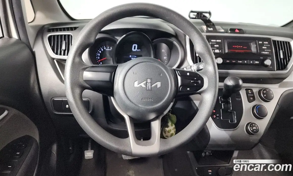 Kia Ray 2022 1.0 автомат (гидро), фото 19