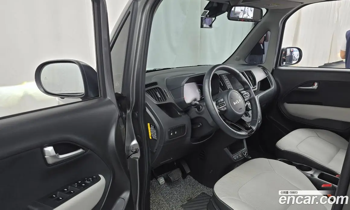 Kia Ray 2022 1.0 автомат (гидро), фото 10