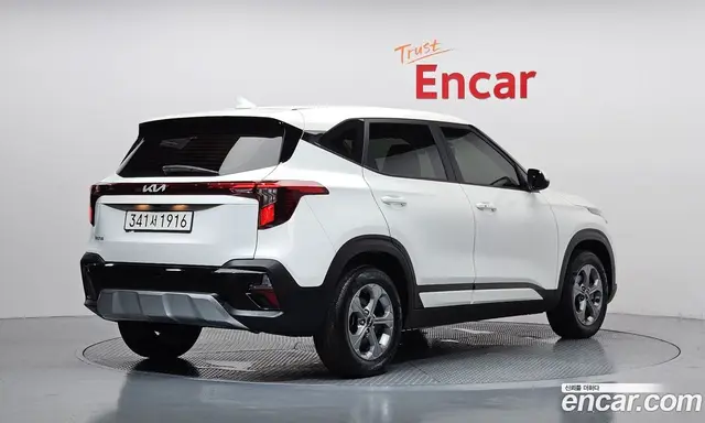 Kia Seltos 2023 2.0 автомат (гидро), миниатюра 2