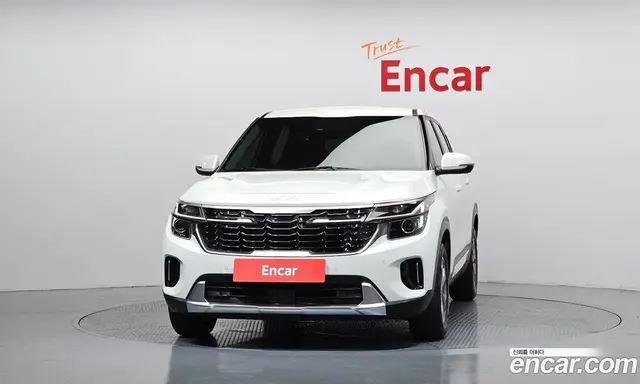 Kia Seltos 2023 2.0 автомат (гидро), миниатюра 3