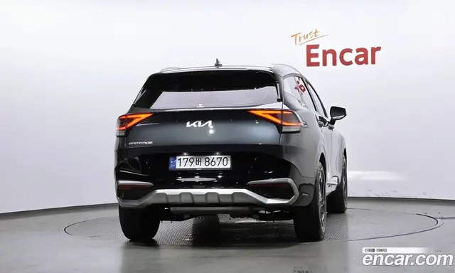 Kia Sportage 2022 2.0 автомат (гидро), миниатюра 4