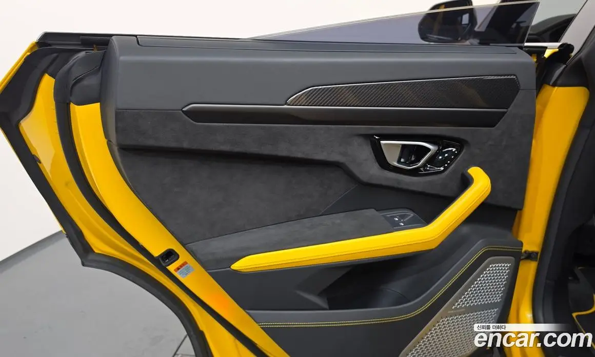 Lamborghini Urus 2022 4.0 автомат (гидро), фото 15